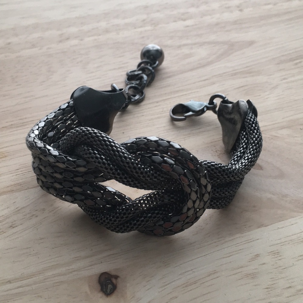Knot Bracelet